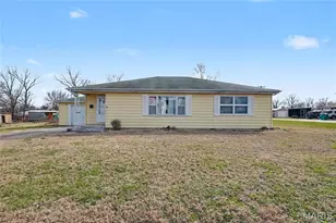 312 W Franklin Ave, Robertsville, MO 65066 - Photo 1