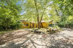 235 Quindaro Dr, Florissant, MO 63034 - Photo 8