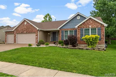 4216 Broken Rock Drive, Wentzville, MO 63385 - Photo 2