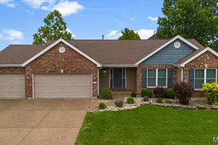 4216 Broken Rock Dr, Wentzville, MO 63385 - Photo 2