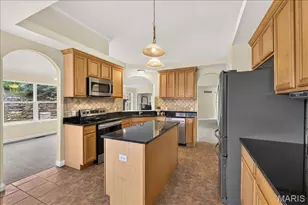 4216 Broken Rock Dr, Wentzville, MO 63385 - Photo 12