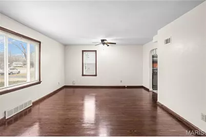 269 S Barat Avenue, Ferguson, MO 63135 - Photo 8