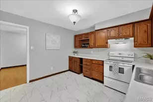 1040 Pinegate Dr, Saint Louis, MO 63122 - Photo 8