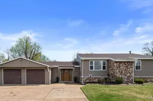 2794 Sedan Dr, Saint Louis, MO 63125 - Photo 1