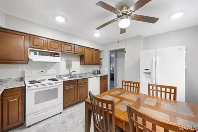 9946 Brook Avenue, Saint Louis, MO 63125 - Photo 18