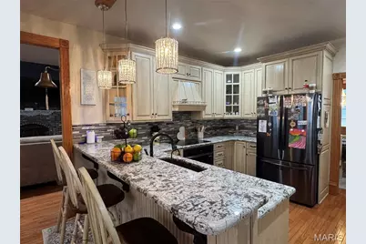 5500 Hidden Valley, Hannibal, MO 63401 - Photo 6