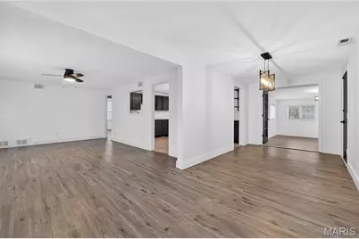 1038 Leawood Drive, Saint Louis, MO 63126 - Photo 6