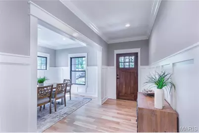 582 Drury Lane, Kirkwood, MO 63122 - Photo 6