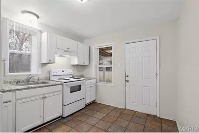 2432 Mary Avenue, Saint Louis, MO 63136 - Photo 12