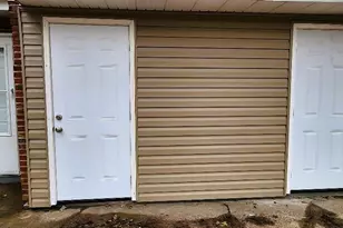 8301 Pepperidge Dr, Saint Louis, MO 63134 - Photo 26