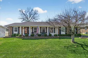 26 Grant Dr, Saint Peters, MO 63376 - Photo 2