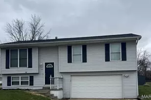 101 El Caballo Dr, Saint Peters, MO 63376 - Photo 1