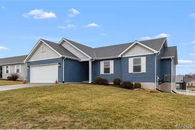 201 Majestic Lakes Boulevard, Moscow Mills, MO 63362 - Photo 2