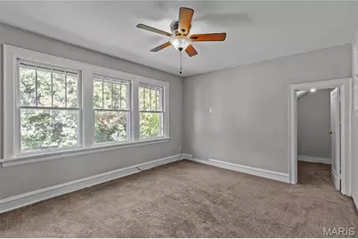 215 Carson Road, Ferguson, MO 63135 - Photo 16