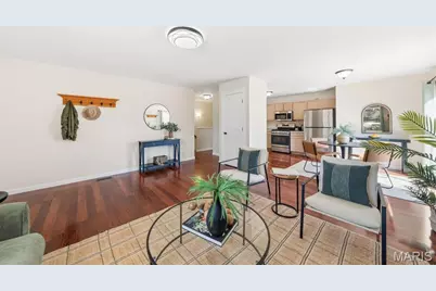 115 Almentor Avenue, Saint Louis, MO 63119 - Photo 2