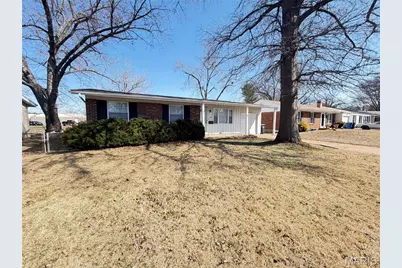 1560 Bluefield Drive, Florissant, MO 63033 - Photo 1