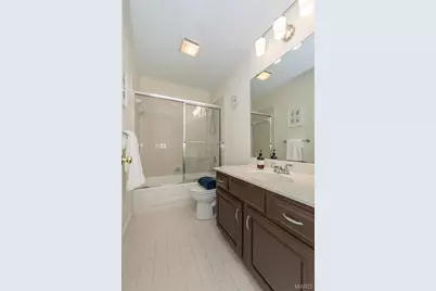 1418 Warson Oaks Court, Warson Woods, MO 63122 - Photo 30