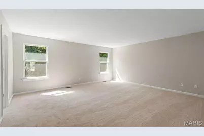 1514 Laurel Bluffs, Hazelwood, MO 63042 - Photo 22