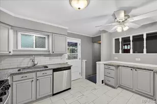 212 Lakeside Dr, Ballwin, MO 63021 - Photo 8