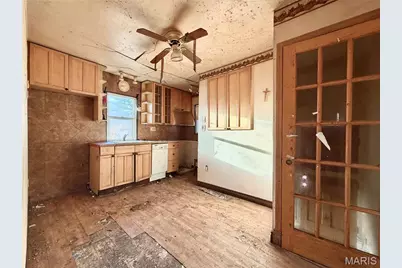 8019 Genesta Street, Saint Louis, MO 63123 - Photo 8