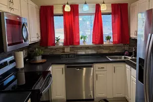 1610 Horseshoe Dr, Florissant, MO 63033 - Photo 10