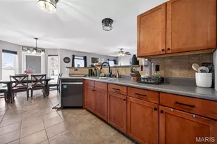 519 Country Cir Dr, Lake Saint Louis, MO 63367 - Photo 18