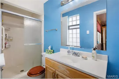 9422 Parklind Drive, Saint Louis, MO 63126 - Photo 18