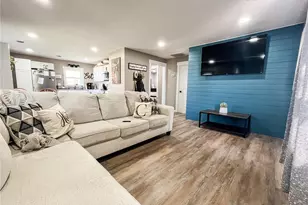 242 Siebenman St, Bourbon, MO 65441 - Photo 8