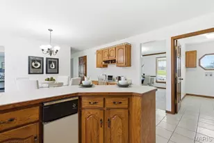 1104 S Charlemagne Dr, Lake Saint Louis, MO 63367 - Photo 8