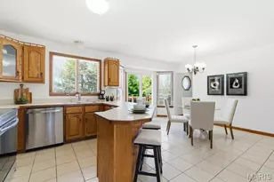 1104 S Charlemagne Dr, Lake Saint Louis, MO 63367 - Photo 6