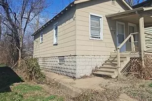 5239 Hamilton Ave, Jennings, MO 63136 - Photo 2