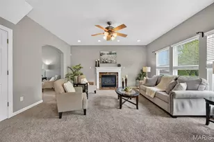 2225 Ameling Manor Dr, Maryland Heights, MO 63043 - Photo 14