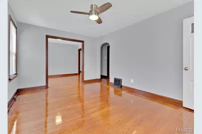 25 Jonell Court, Saint Louis, MO 63114 - Photo 6