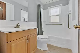 25 Jonell Ct, Saint Louis, MO 63114 - Photo 14
