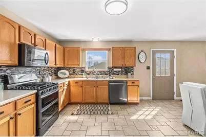 70 Willow Springs Drive, Moscow Mills, MO 63362 - Photo 8