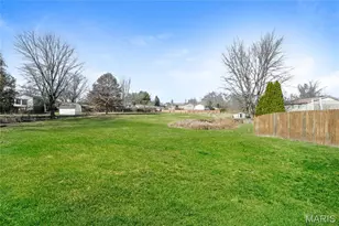 2519 Millvalley Dr, Florissant, MO 63031 - Photo 14