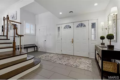 920 Claymark Drive, Town and Country, MO 63131 - Photo 2