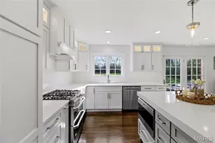 920 Claymark Dr, Town and Country, MO 63131 - Photo 10