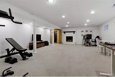 920 Claymark Drive, Town and Country, MO 63131 - Photo 34