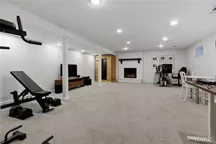 920 Claymark Dr, Town and Country, MO 63131 - Photo 34