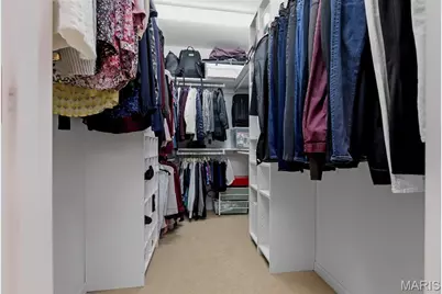 920 Claymark Drive, Town and Country, MO 63131 - Photo 22