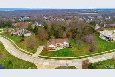 265 Camelot Drive, Weldon Spring, MO 63304 - Photo 4