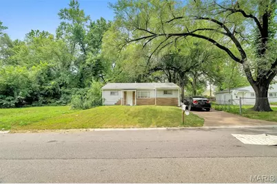 10145 Earl Drive, Saint Louis, MO 63136 - Photo 8