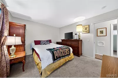 1395 Redbird Drive, Florissant, MO 63031 - Photo 6