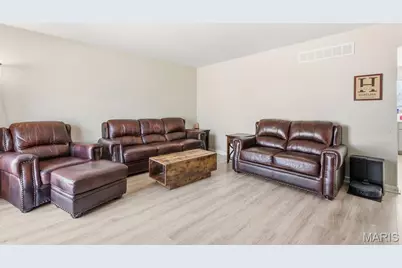626 Lime Rock Drive, Saint Charles, MO 63304 - Photo 10
