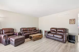 626 Lime Rock Dr, Saint Charles, MO 63304 - Photo 10