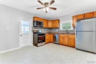 7048 Lansdowne Avenue, Saint Louis, MO 63109 - Photo 4