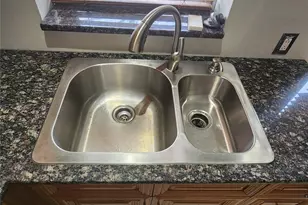 4261 Red Bud Ave, Saint Louis, MO 63115 - Photo 14