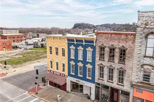 403 Broadway, Hannibal, MO 63401 - Photo 42