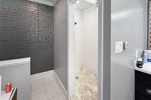 403 Broadway, Hannibal, MO 63401 - Photo 18